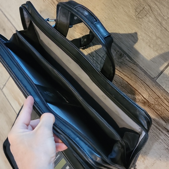 WENGER LAPTOP BAG - Picture 8 of 12